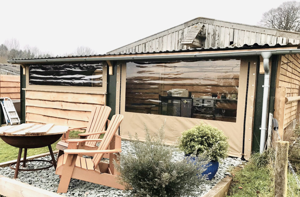 Outdoor Kitchen Cabin