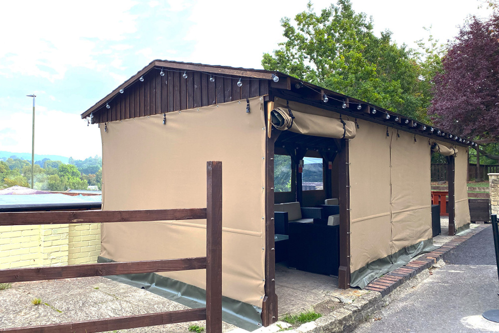Pub Garden Room